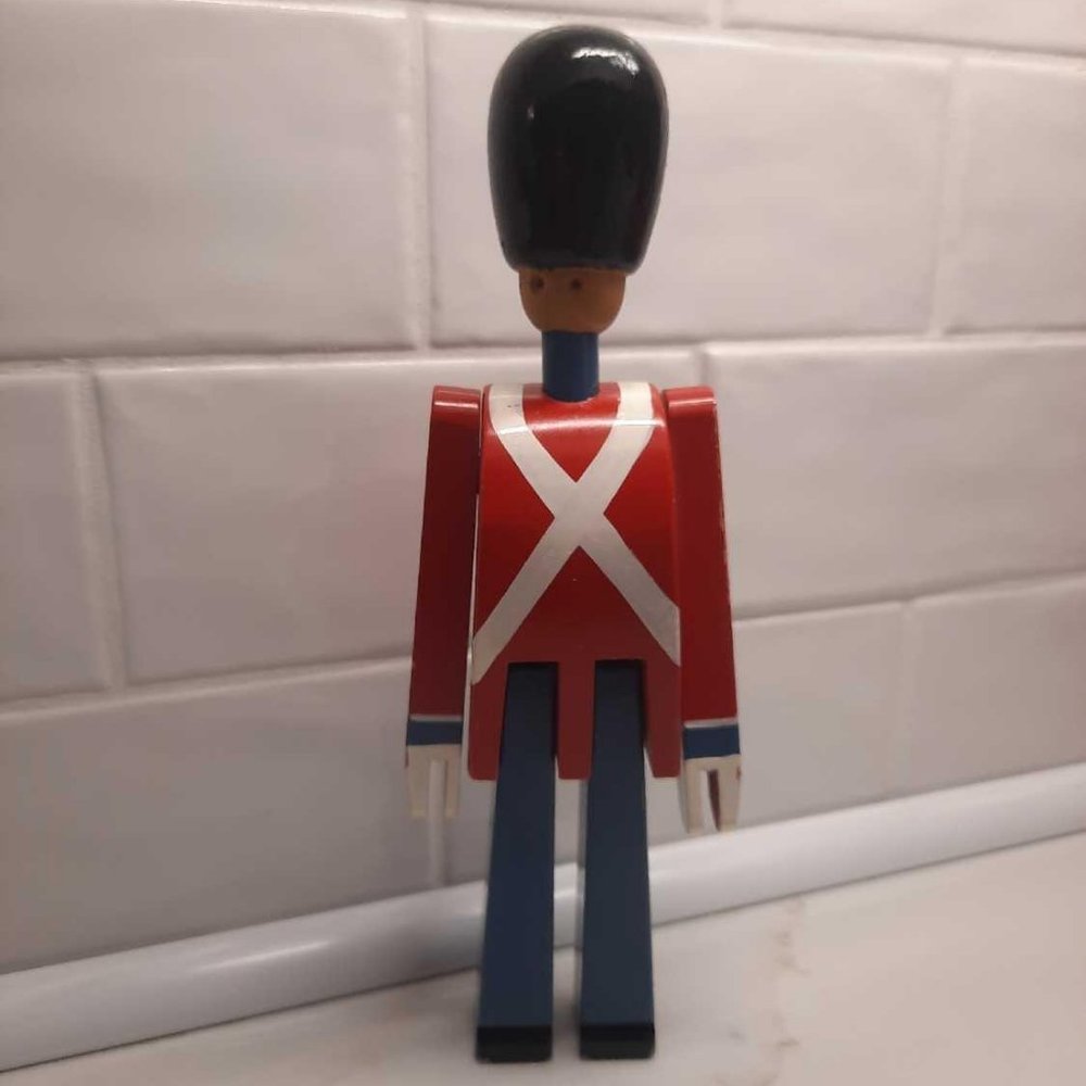 VINTAGE MID CENTURY KAY BOJESEN DANISH WOODEN TOY SOLDIER FIGURINE